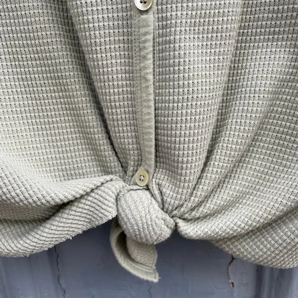 The Group by Babton  tie-front thermal Sage Green, size 1X - Picture 6 of 11